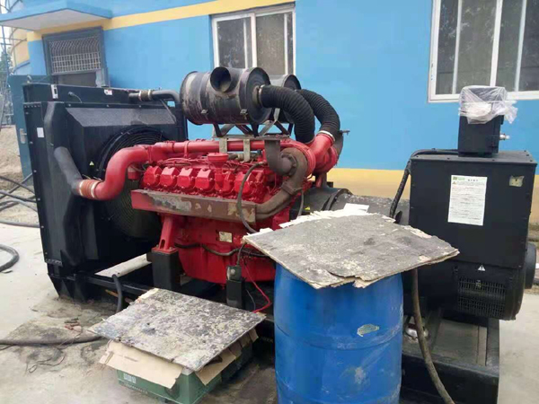 桑植关于柴油发电机组水箱污垢的产生与清理